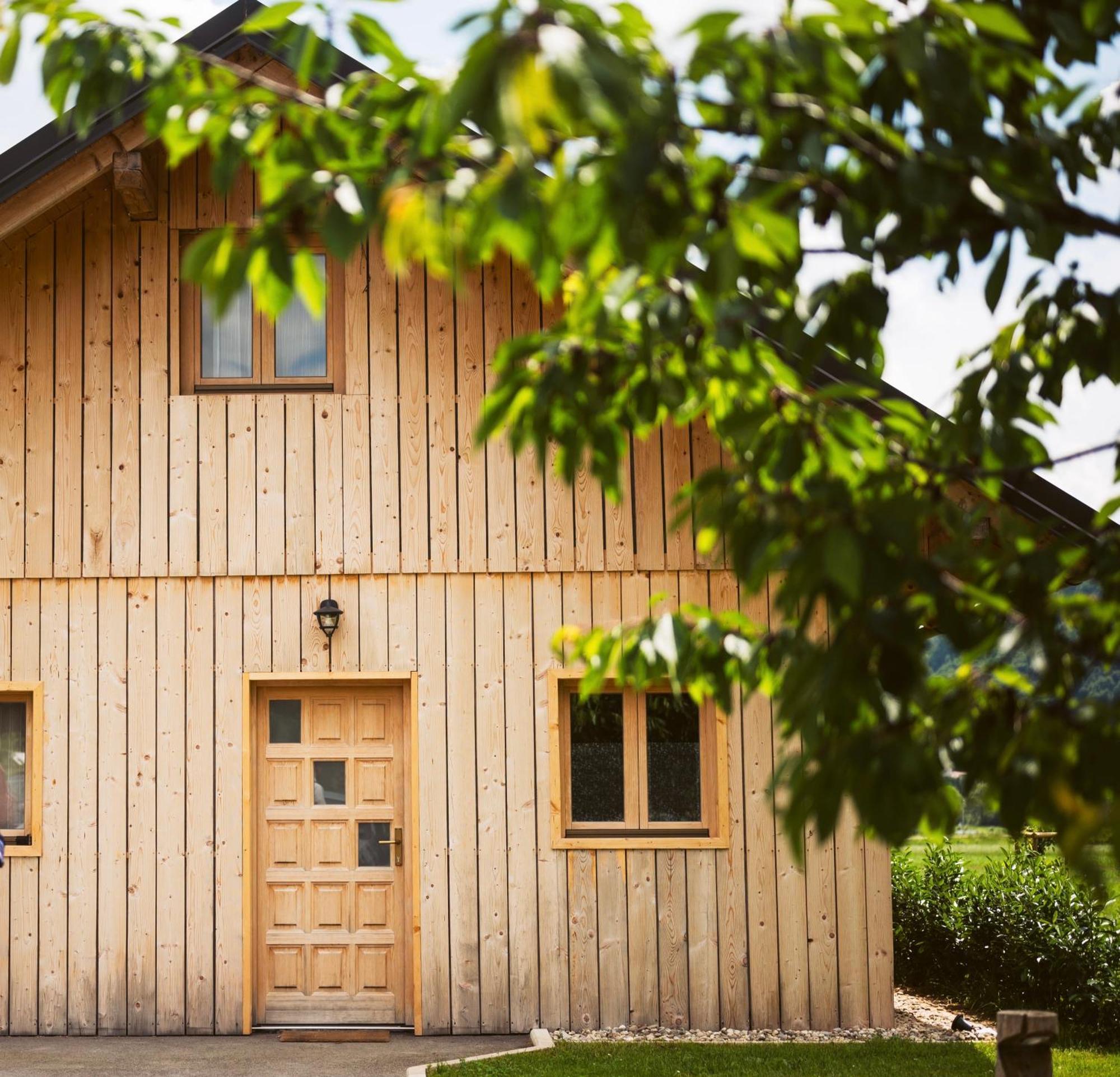 Martinova Izba - Family Bungalows Ласко Экстерьер фото